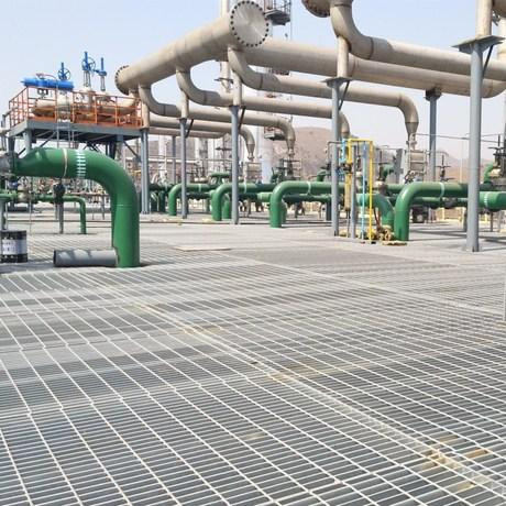 污水廠鋼格柵.jpg 污水廠鋼格柵.jpg