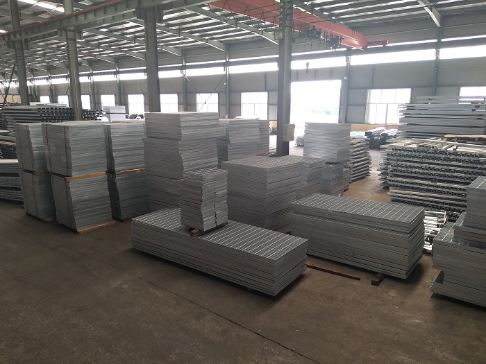 網格板.jpg 網格板.jpg