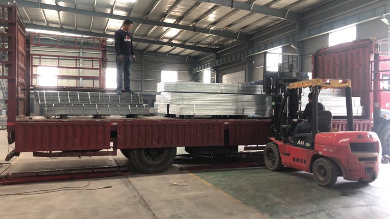 鋼格板.jpg 鋼格板.jpg